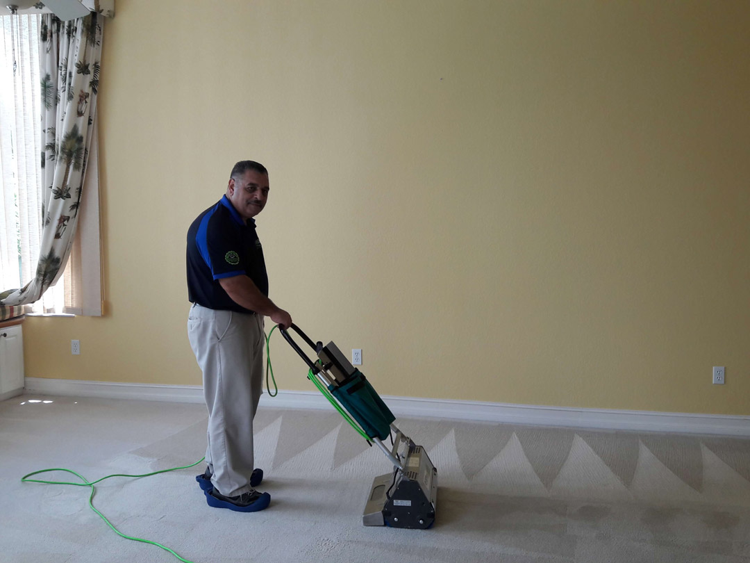 My Cleaner professional cleaning carpet in a local home